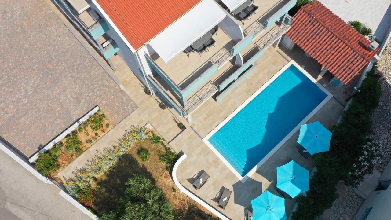Apartmani "Villa Barbara" Novalja Exterior photo